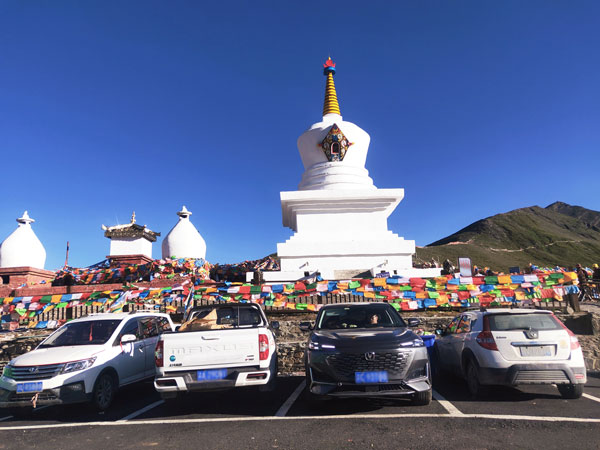 川藏线旅游租车要多少钱？淡季旺季差距有多大？