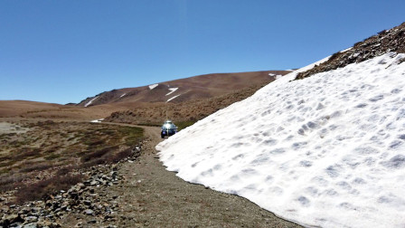 自驾游越野车进藏视频 西藏之普兰扎达便道路遇鬼湖山路积雪